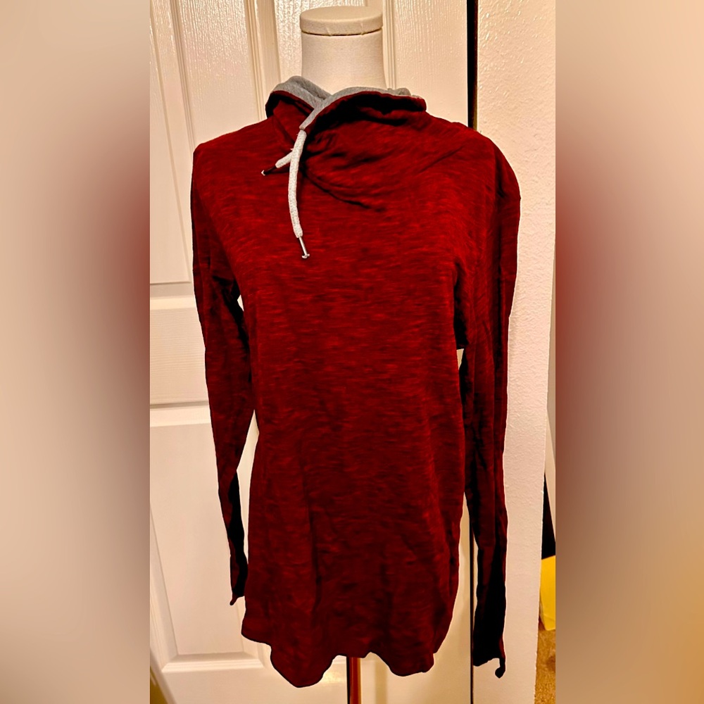FSBN pullover hoodie, t-shirt fabric size medium